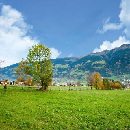 Scenic Apartment In Tirol With Garden Kaltenbach Exterior photo