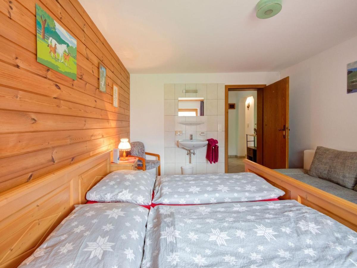 Scenic Apartment In Tirol With Garden Kaltenbach Exterior photo